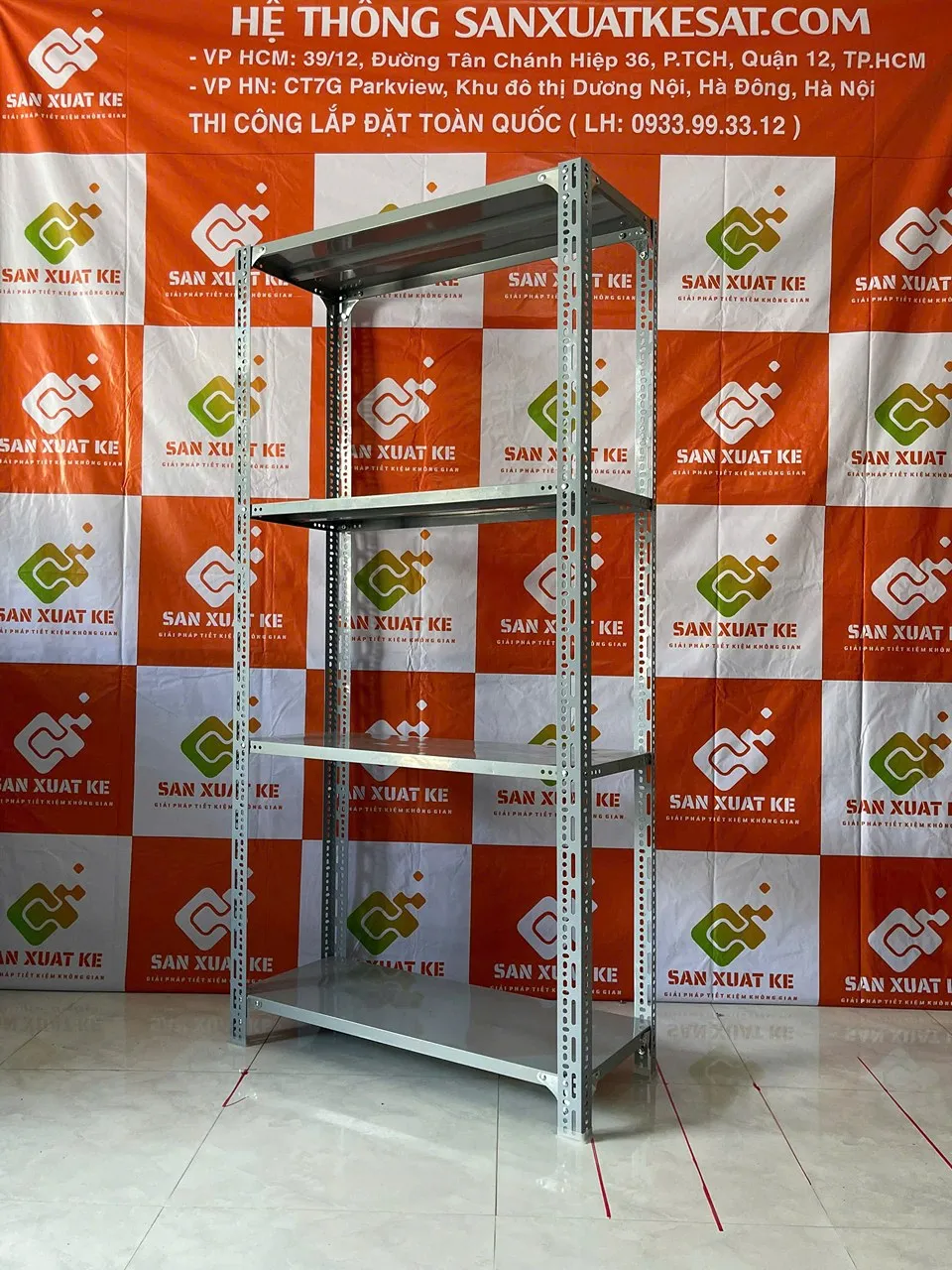 Sản xuất kệ V lỗ 4 tầng