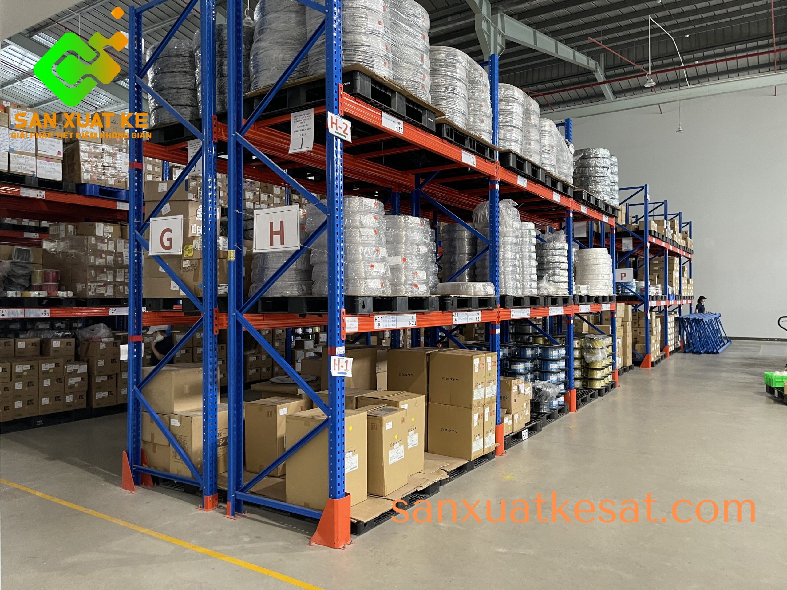 Kệ kho trung tải tại Bình Dương nct Việt Nhật
