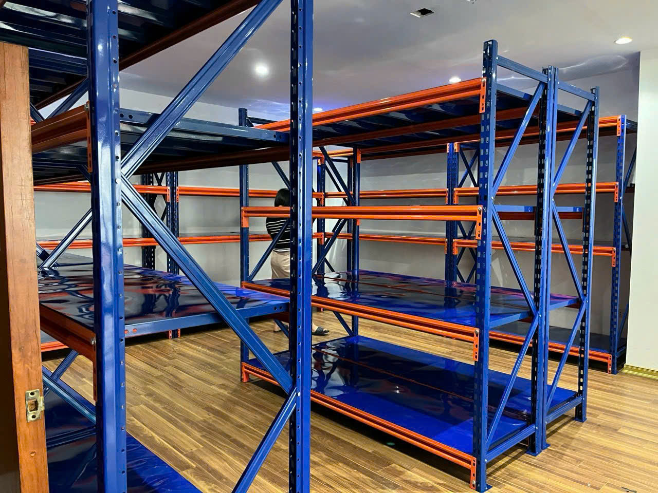 Dịch Vụ Thi Công Tại Thái Nguyên Kệ Trung Tải Giá Rẻ