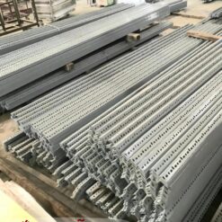 Sắt V lỗ 4x4 bền, giá xưởng