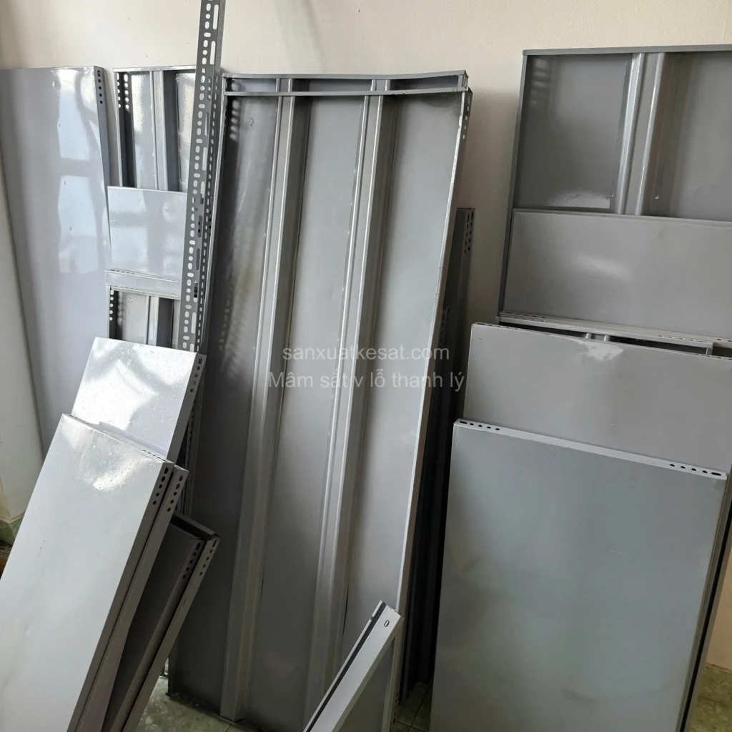 Mâm sắt V lỗ thanh lý đa dạng loại phổ biến