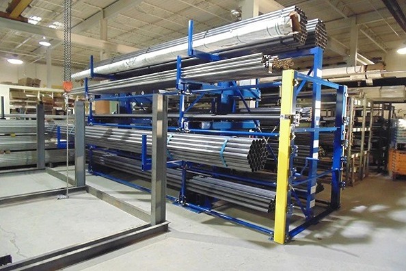 Kệ kho sắt bền chắc, tải trọng cao