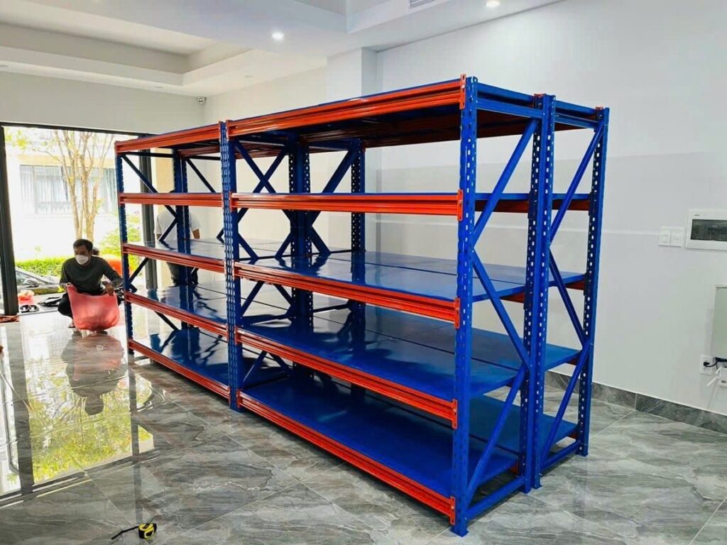 Kệ sắt trung tải 5 tầng để hàng hóa kho xưởng
