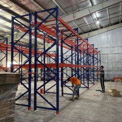 Kệ Selective tối ưu không gian và kiểm soát hang