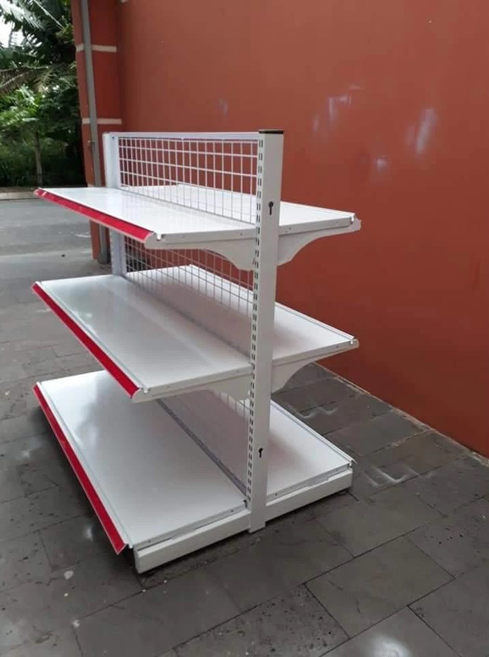 Kệ siêu thị 3 tầng để hàng hóa gọn gàng