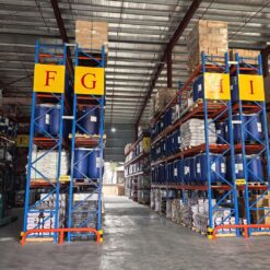 Sản xuất kệ kho để thùng hóa chất