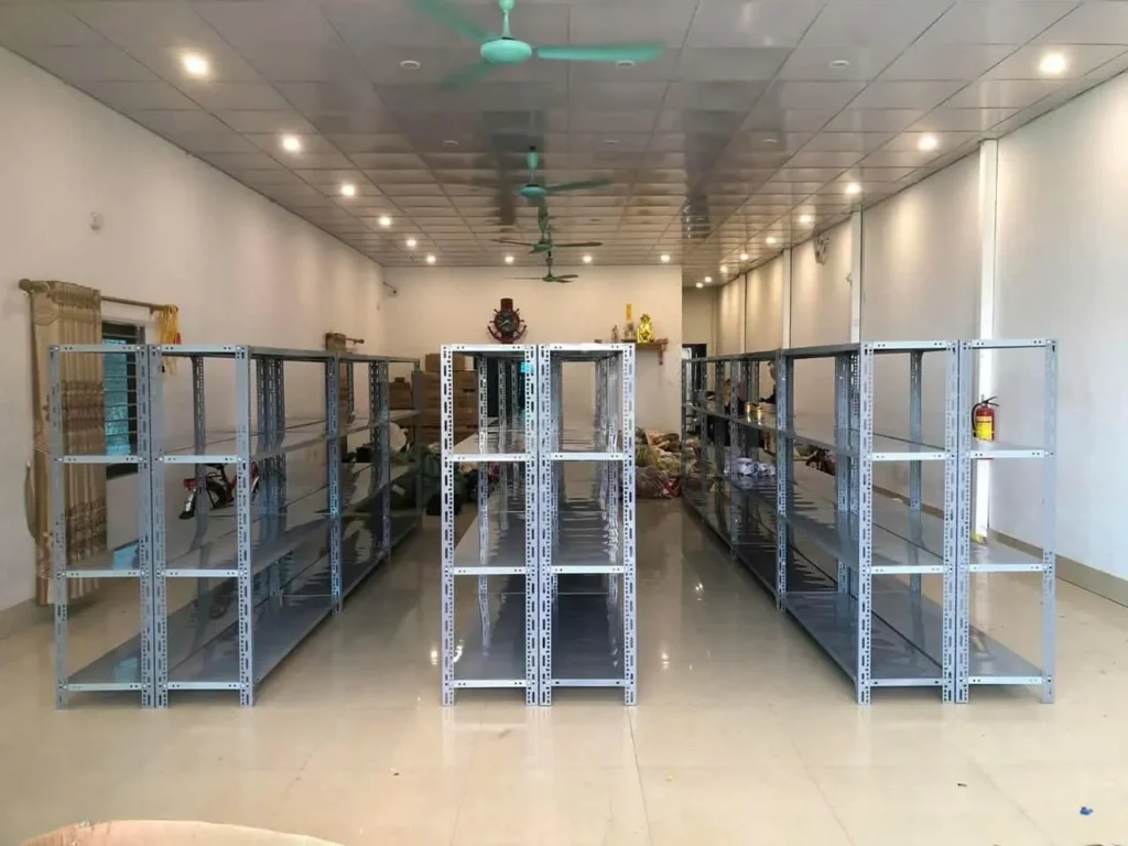 Giải pháp lưu trữ bền chắc với Kệ Sắt V Lỗ Bến Tre