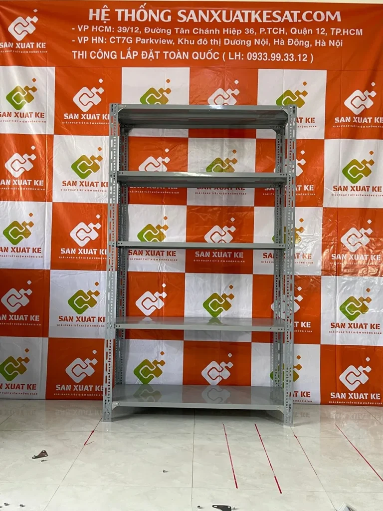 Kệ Sắt V Lỗ Thanh Oai chắc chắn và tiện dụng