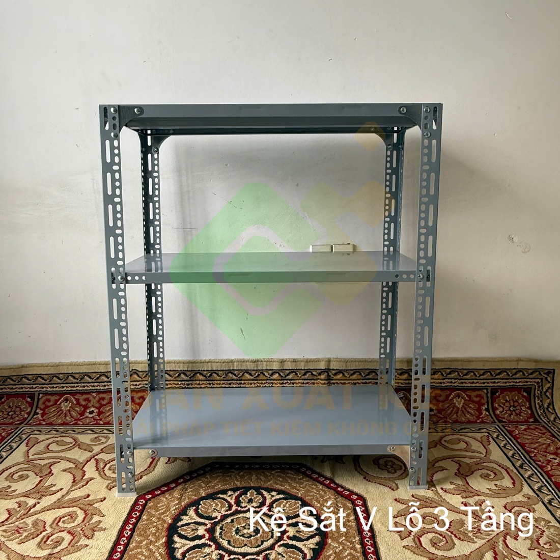 Kệ sắt v lỗ 3 tầng